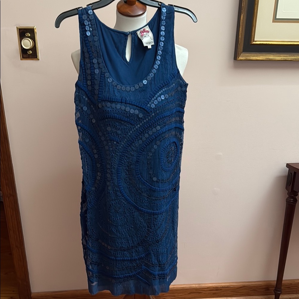 Elegant Blue Sleeveless Dress
